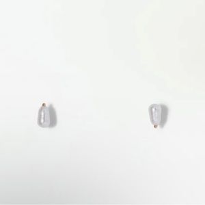 WWAKE- Irregular Pear Earrings